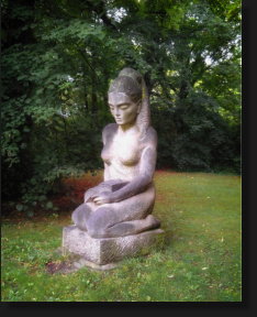 "Lesende", Skulptur im Friedenspark Leipzig. Foto: Oliver Jungjohann